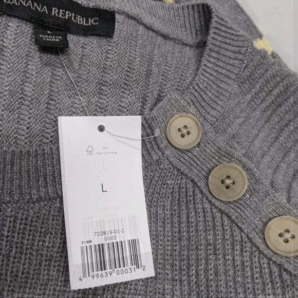 NWT Banana Republic Striped Pullover Sweater L Tunic Length Button Shoulder - Picture 2 of 9